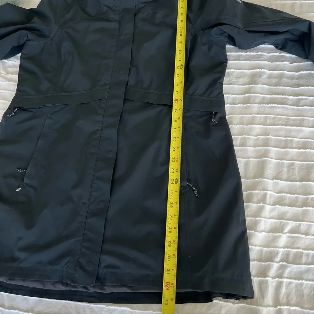 Kuhl Women's Stretch Voyagr Insulated Hooded Black long zip up Parka Size XL